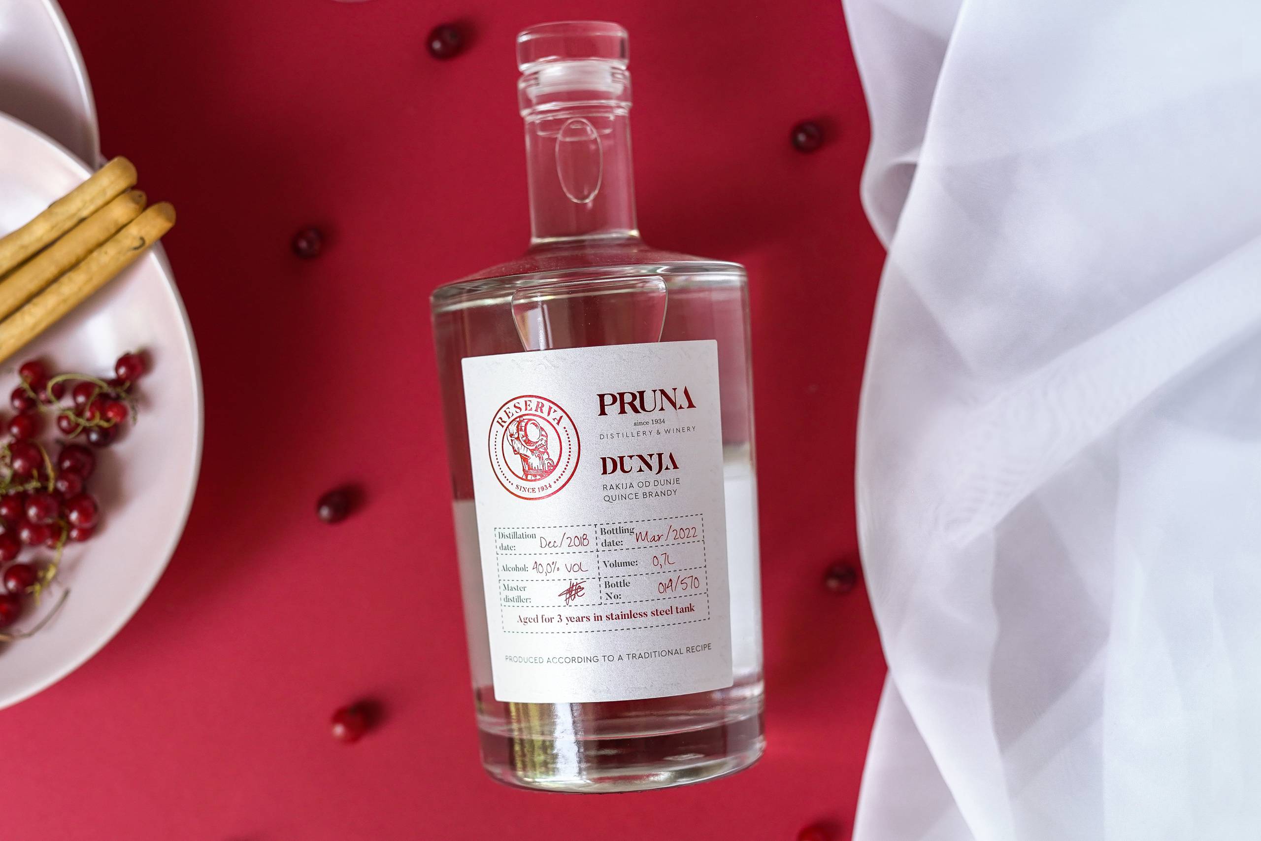 Quittenbrand Dunja Reserva 0.7L – Bild 3